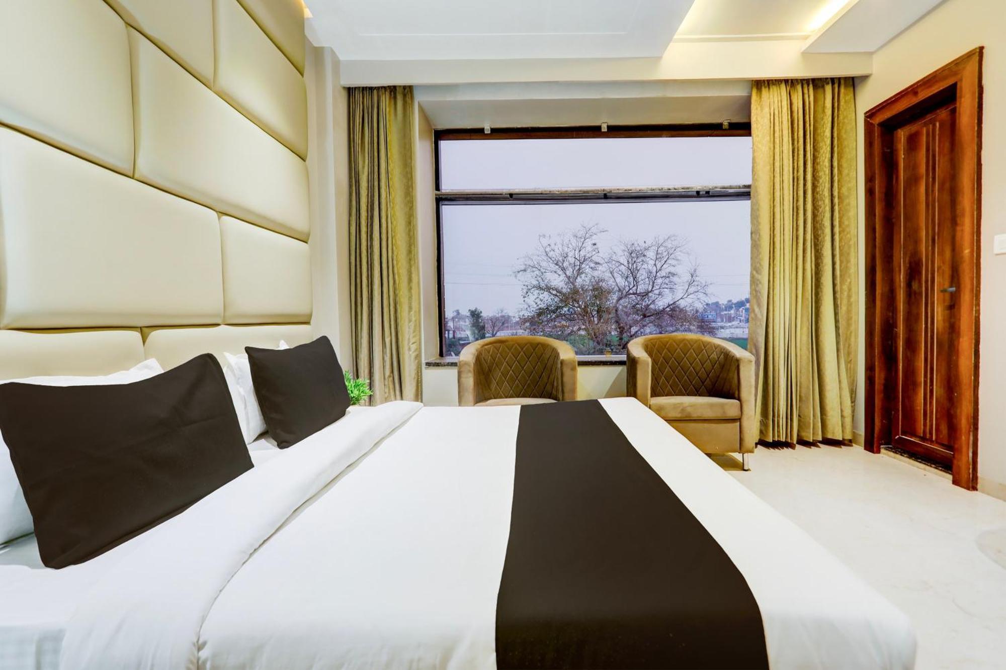 Super Collection O Belgacihia Near Kolkata Railway Station Hotel Gwalior Exterior photo