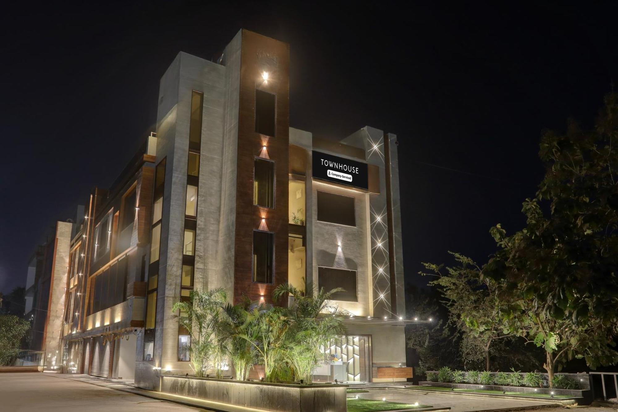 Super Collection O Belgacihia Near Kolkata Railway Station Hotel Gwalior Exterior photo