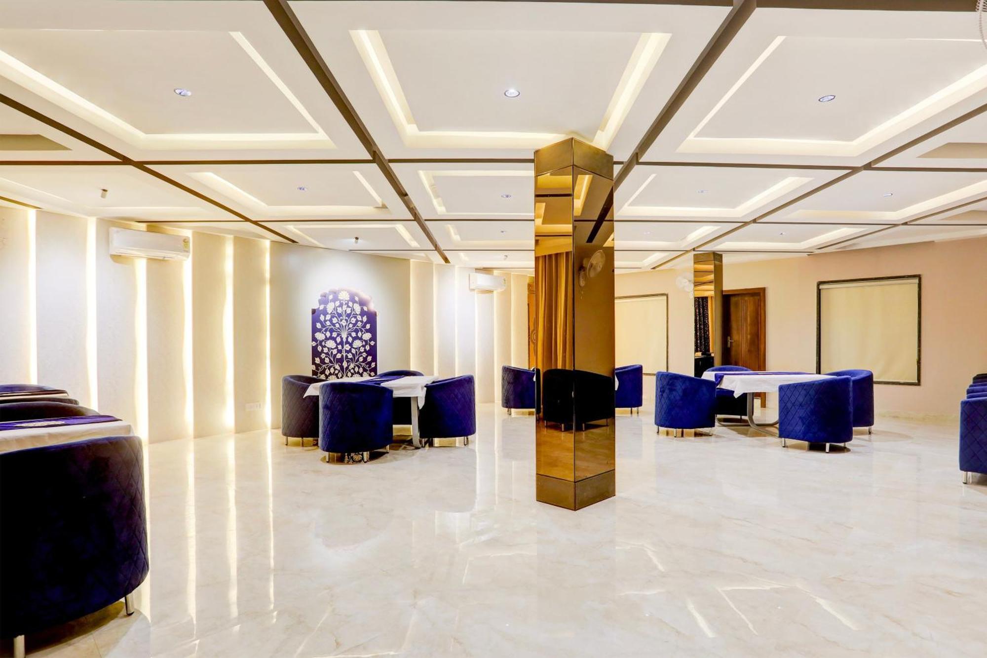 Super Collection O Belgacihia Near Kolkata Railway Station Hotel Gwalior Exterior photo