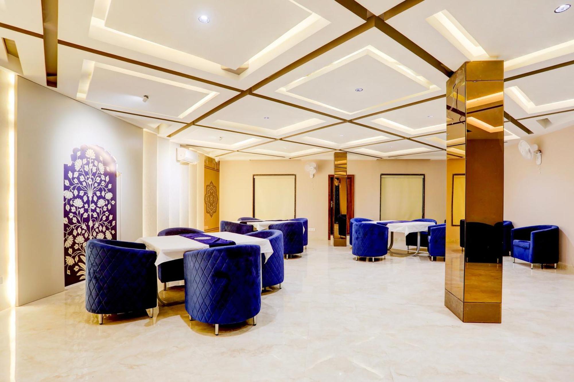 Super Collection O Belgacihia Near Kolkata Railway Station Hotel Gwalior Exterior photo